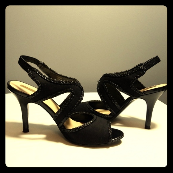 Tahari Weave Pattern Slingbacks - Picture 2 of 4